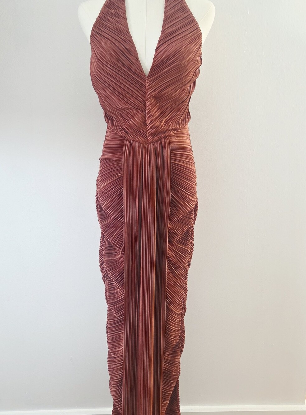 Fashion Rust pleated maxi dress with ruched detailing